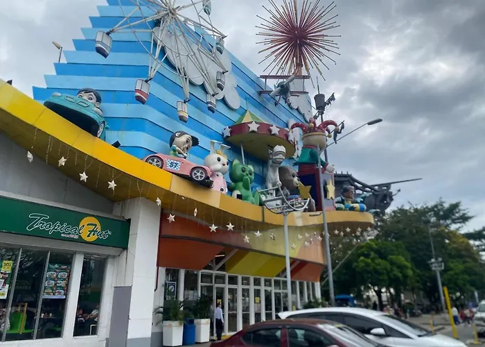 Moa For Family Trips & Getaways Kitchen-505 Manila